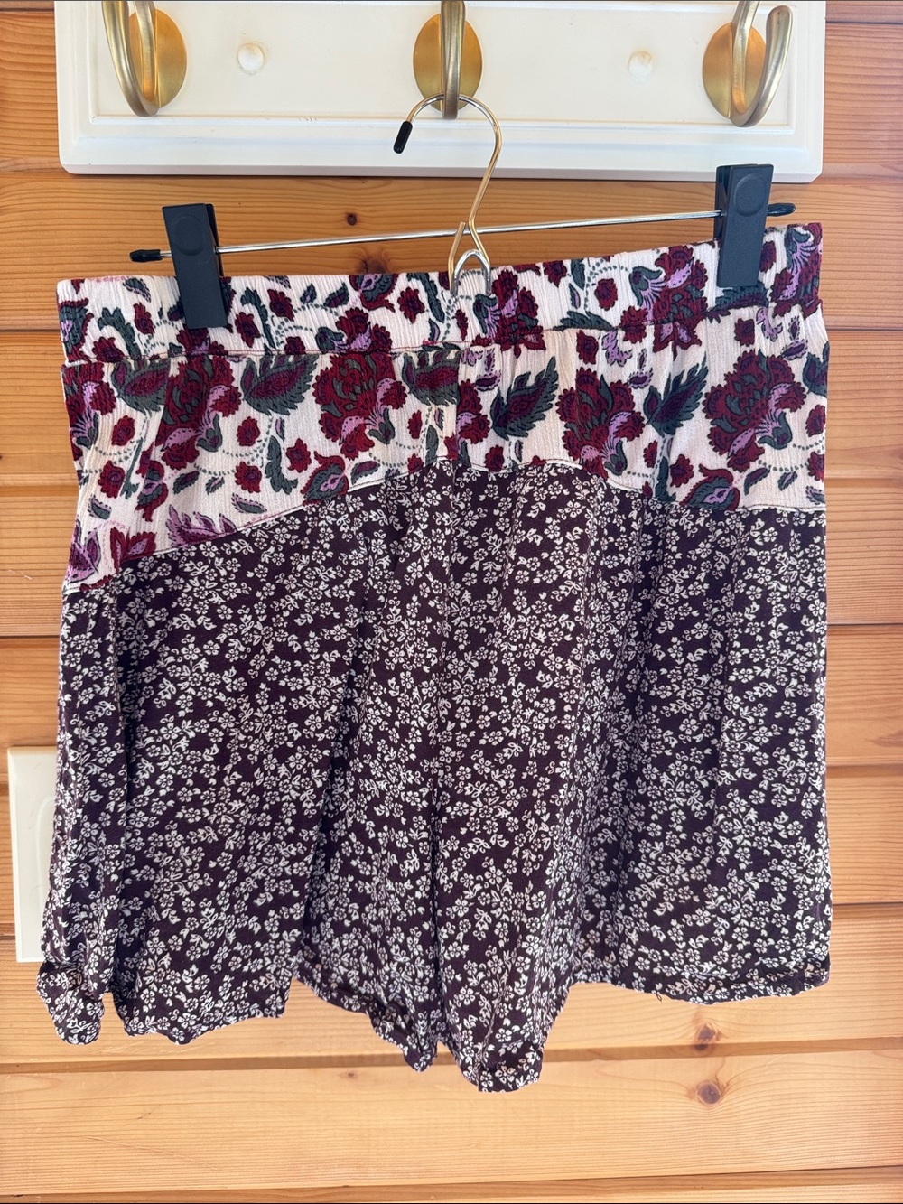 Maurices Floral High-Waist Mixed-Print Shorts — Maroon, White, Green